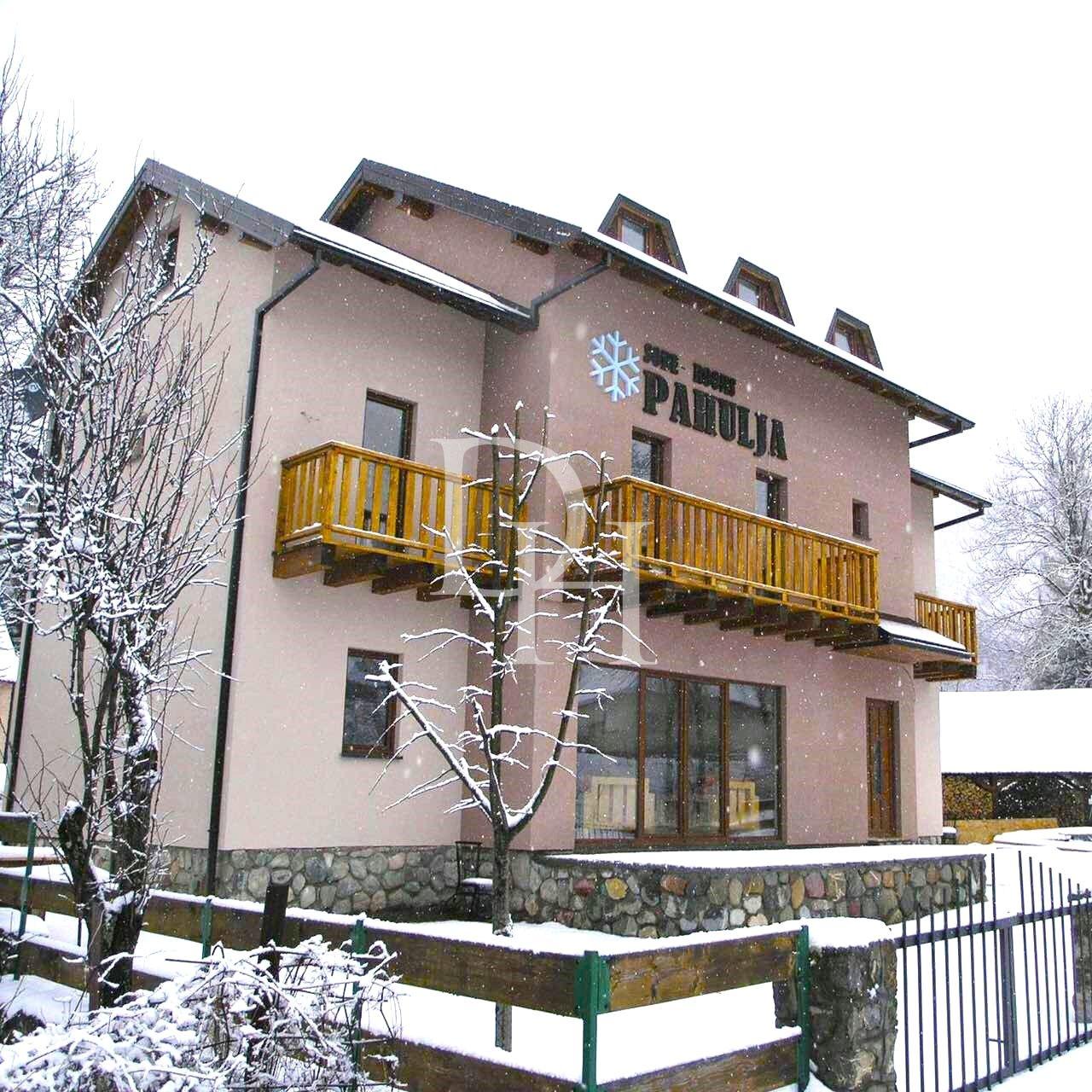 Отель в Колашине, Черногория, 300м2 - стоимость 500&nbsp;000€ - Ref: 70620 фото 1