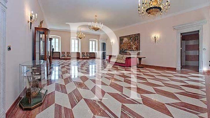 Hotel in Dobrota in Kotor, Montenegro, 1 400m2 - for 12&nbsp;000&nbsp;000€ - Ref: 71204 photo 4