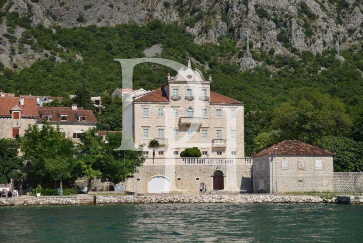 Hotel in Dobrota in Kotor, Montenegro, 1 400m2 - for 12&nbsp;000&nbsp;000€ - Ref: 71204 photo 8