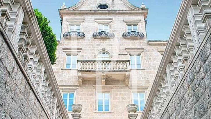 Hotel in Dobrota in Kotor, Montenegro, 1 400m2 - for 12&nbsp;000&nbsp;000€ - Ref: 71204 photo 9