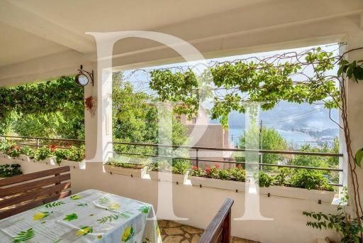 Коттедж в Герцег-Нови, Черногория, 177м2 - стоимость 350&nbsp;000€ - Ref: 71201 фото 8