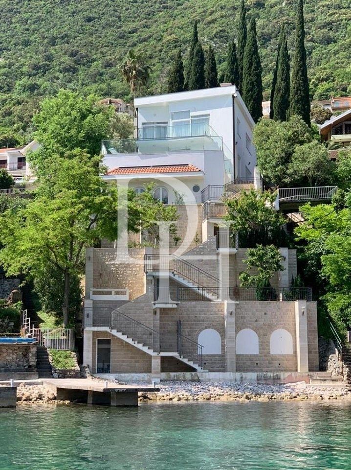 Willa w Herceg Novi, Czarnogóra, 280m2 - koszt 2&nbsp;300&nbsp;000€ - Ref: 71180 zdjęcia 3