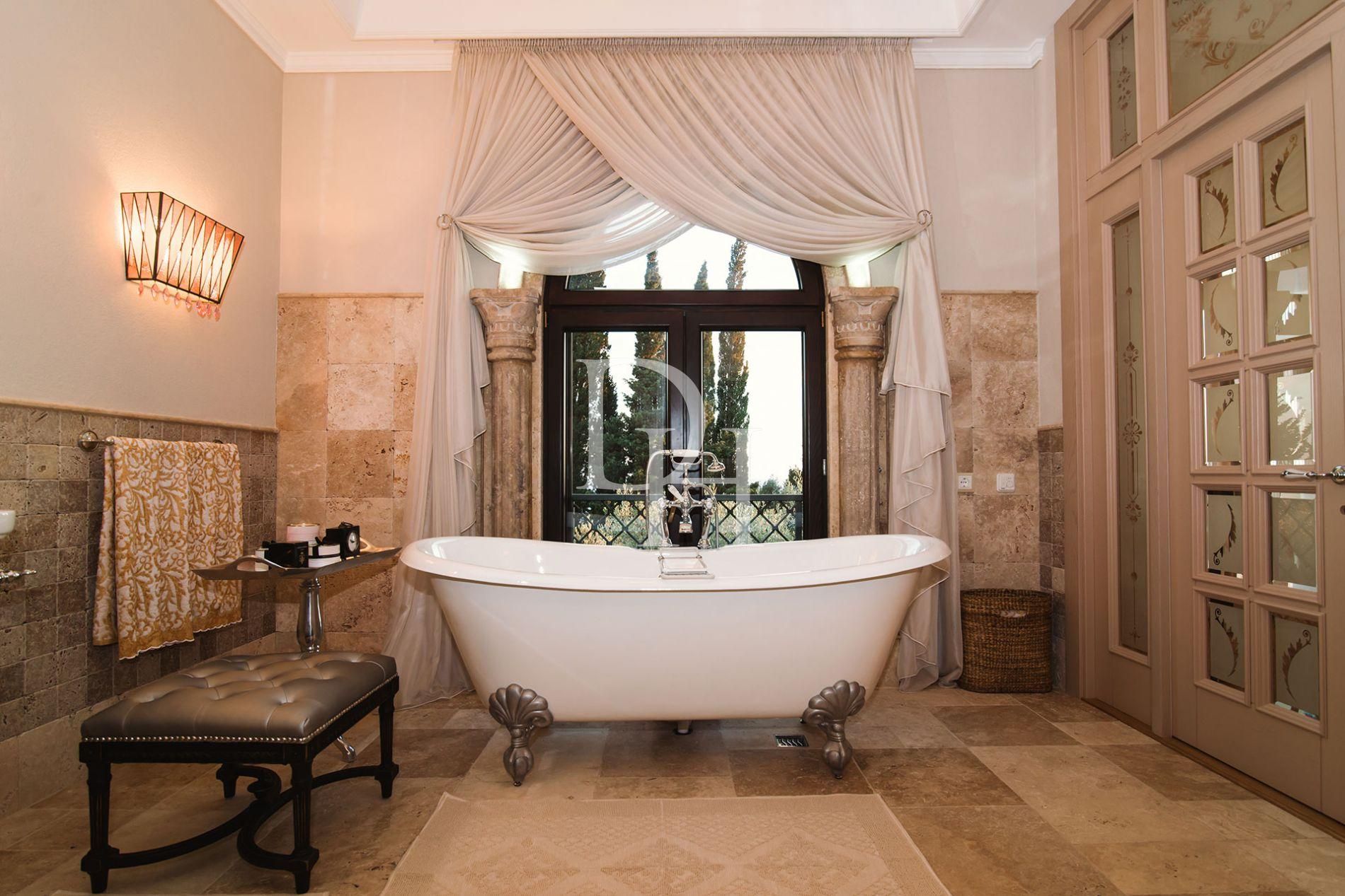 Вилла в Rezhevichi в Будве, Черногория, 550м2 - стоимость 3&nbsp;500&nbsp;000€ - Ref: 71170 фото 26