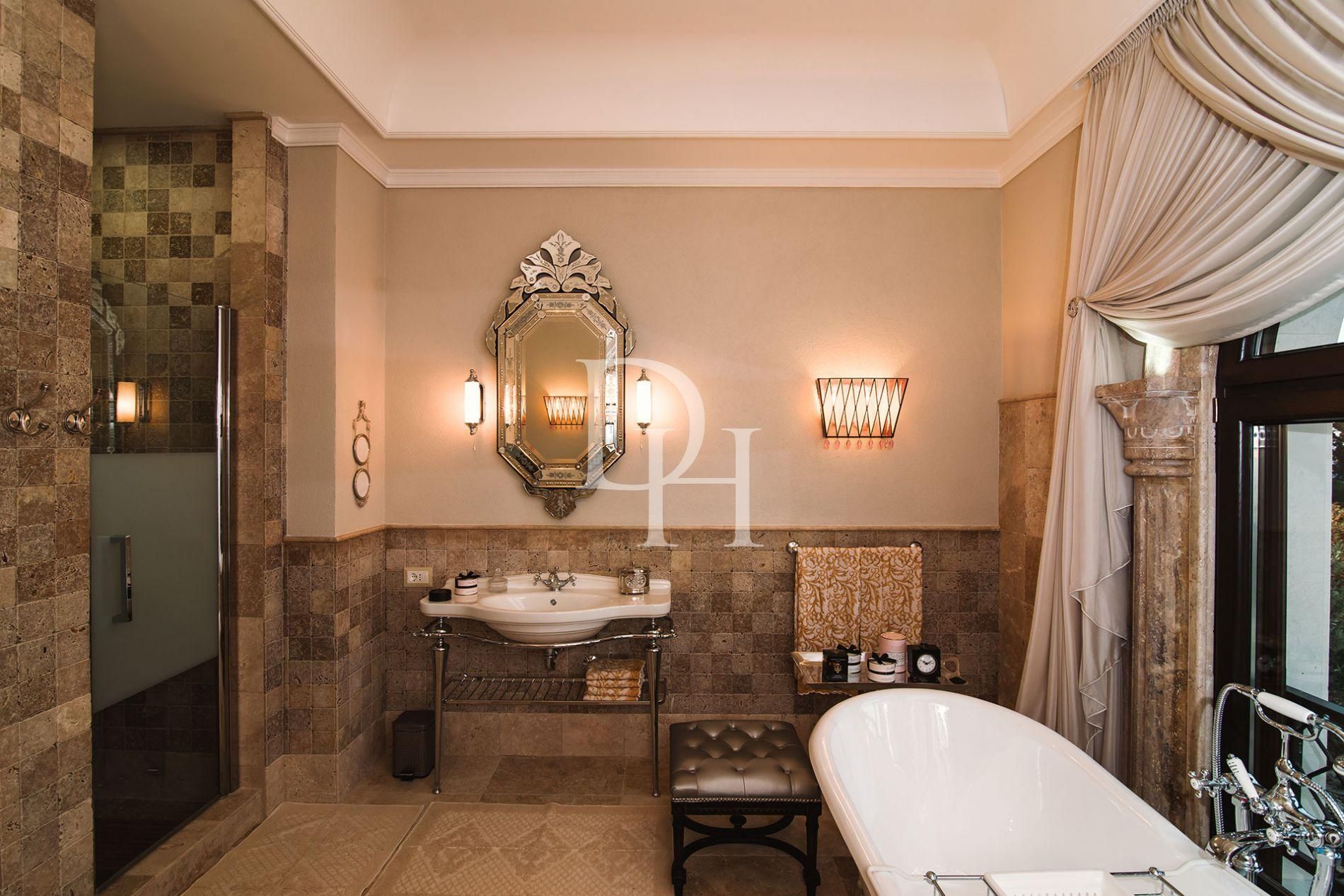 Вилла в Rezhevichi в Будве, Черногория, 550м2 - стоимость 3&nbsp;500&nbsp;000€ - Ref: 71170 фото 28