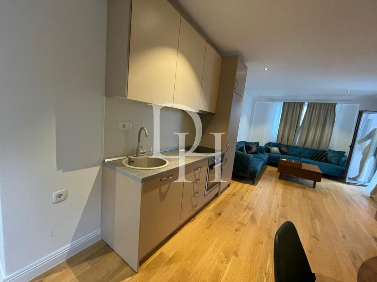 Apartments in Sveti Stefan in Budva, Montenegro, 70m2 - for 200&nbsp;000€ - Ref: 71154 photo 5