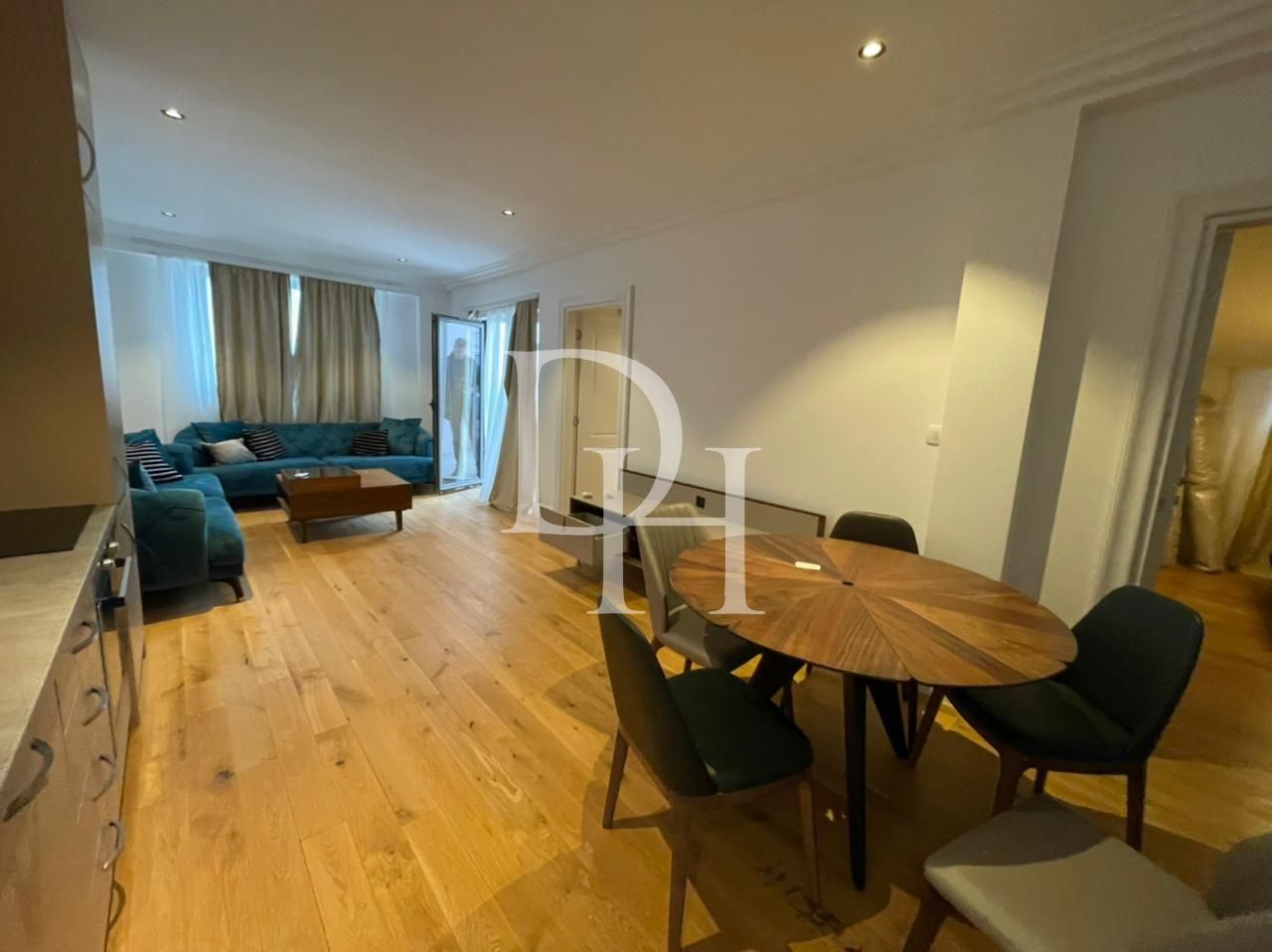 Apartments in Sveti Stefan in Budva, Montenegro, 70m2 - for 200&nbsp;000€ - Ref: 71154 photo 6