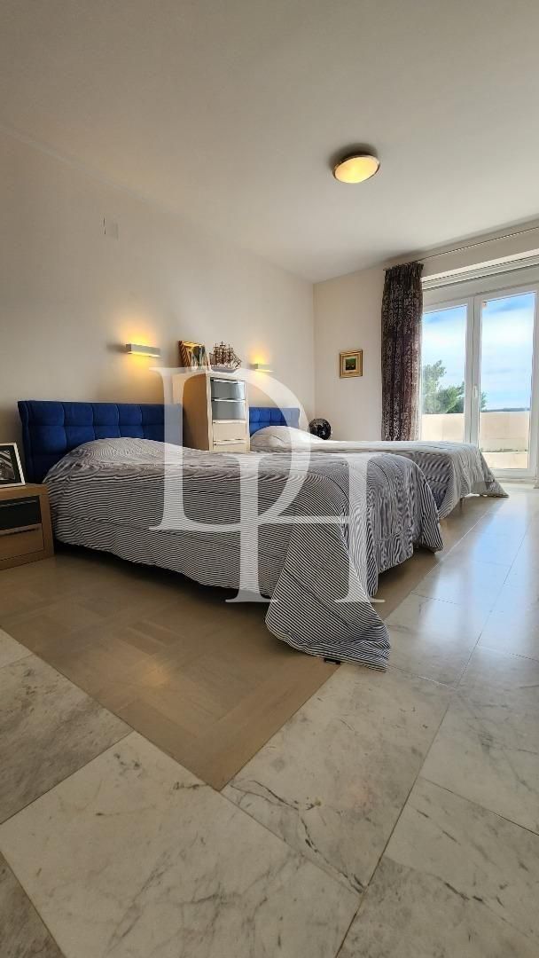 Апартаменты в Sveti Stefan в Будве, Черногория, 258м2 - стоимость 699&nbsp;000€ - Ref: 71149 фото 21