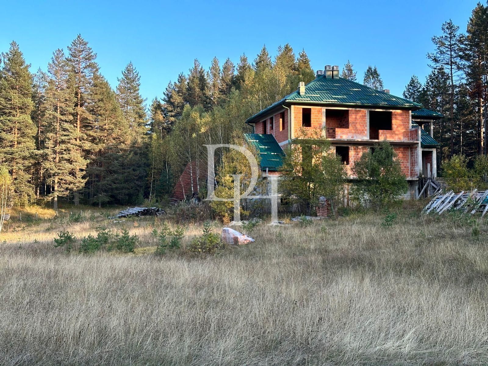 Cottage in Zabljak, Montenegro, 850m2 - for 1&nbsp;570&nbsp;000€ - Ref: 71062 photo 1