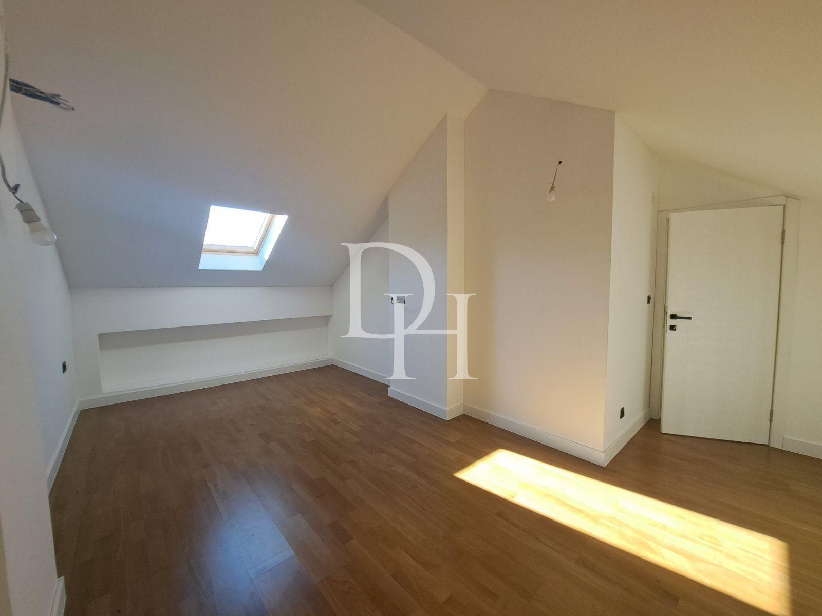 Апартаменты в Цетине, Черногория, 100м2 - стоимость 157&nbsp;500€ - Ref: 71040 фото 2