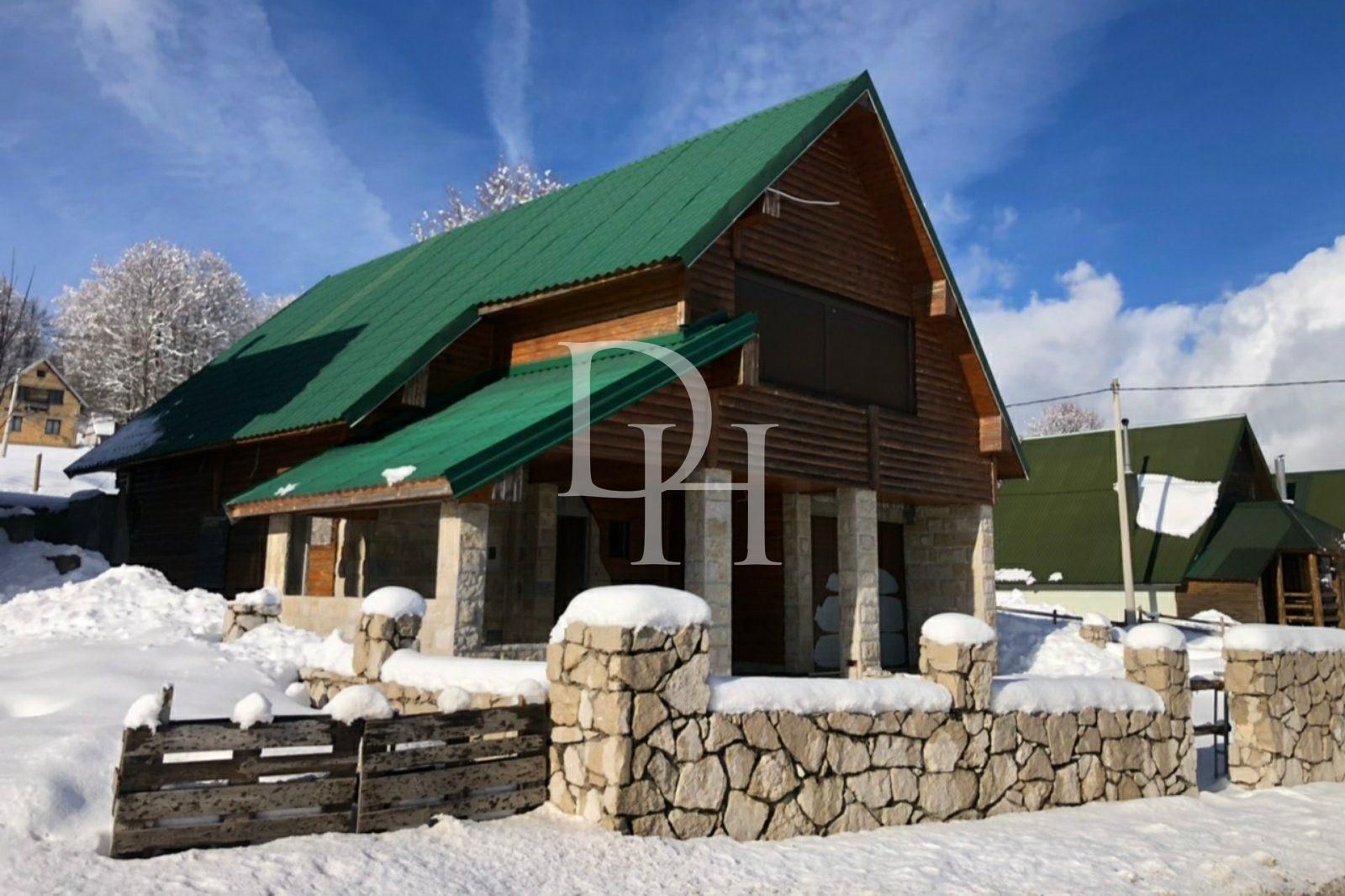 Cottage in Zabljak, Montenegro, 200m2 - for 165&nbsp;000€ - Ref: 71013 photo 2