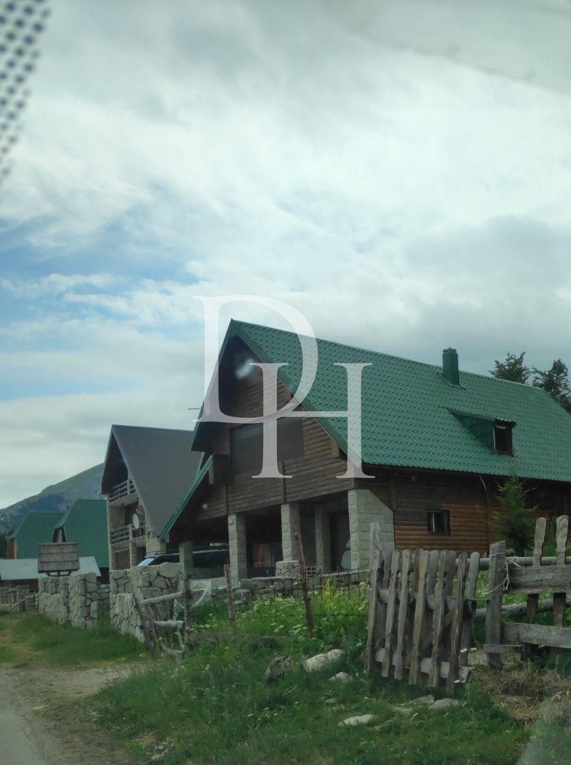 Cottage in Zabljak, Montenegro, 200m2 - for 165&nbsp;000€ - Ref: 71013 photo 3