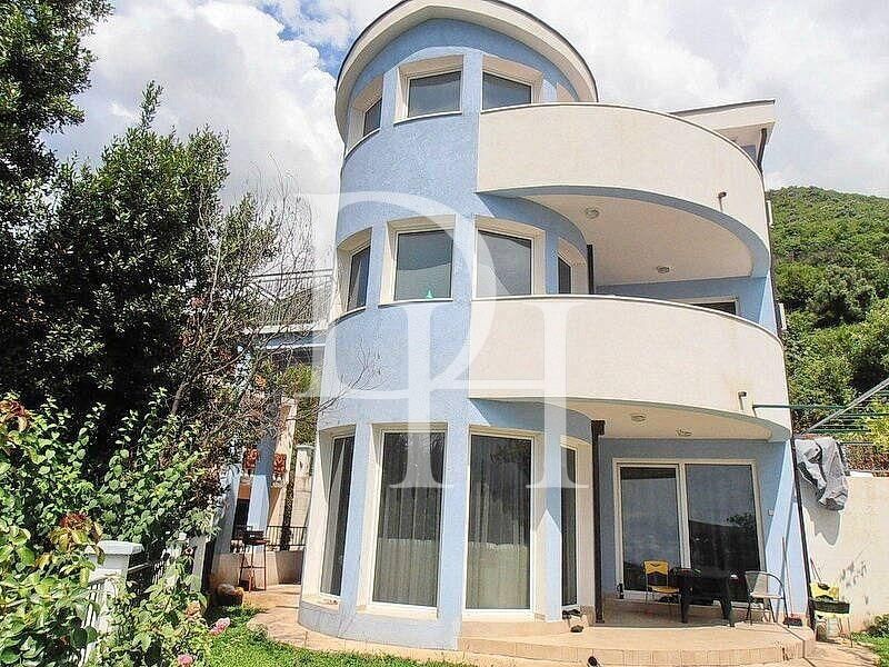 Вилла в Баошичах, Черногория, 170м2 - стоимость 260&nbsp;000€ - Ref: 71012 фото 1