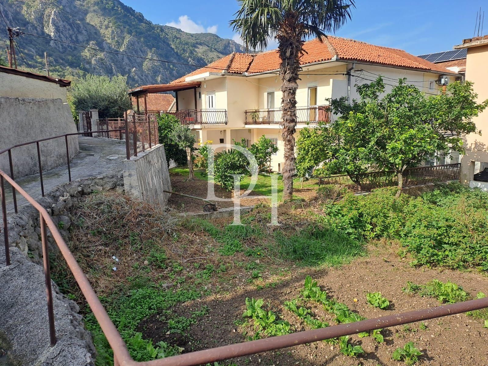 Коттедж в Которе, Черногория, 160м2 - стоимость 409&nbsp;500€ - Ref: 71262 фото 1