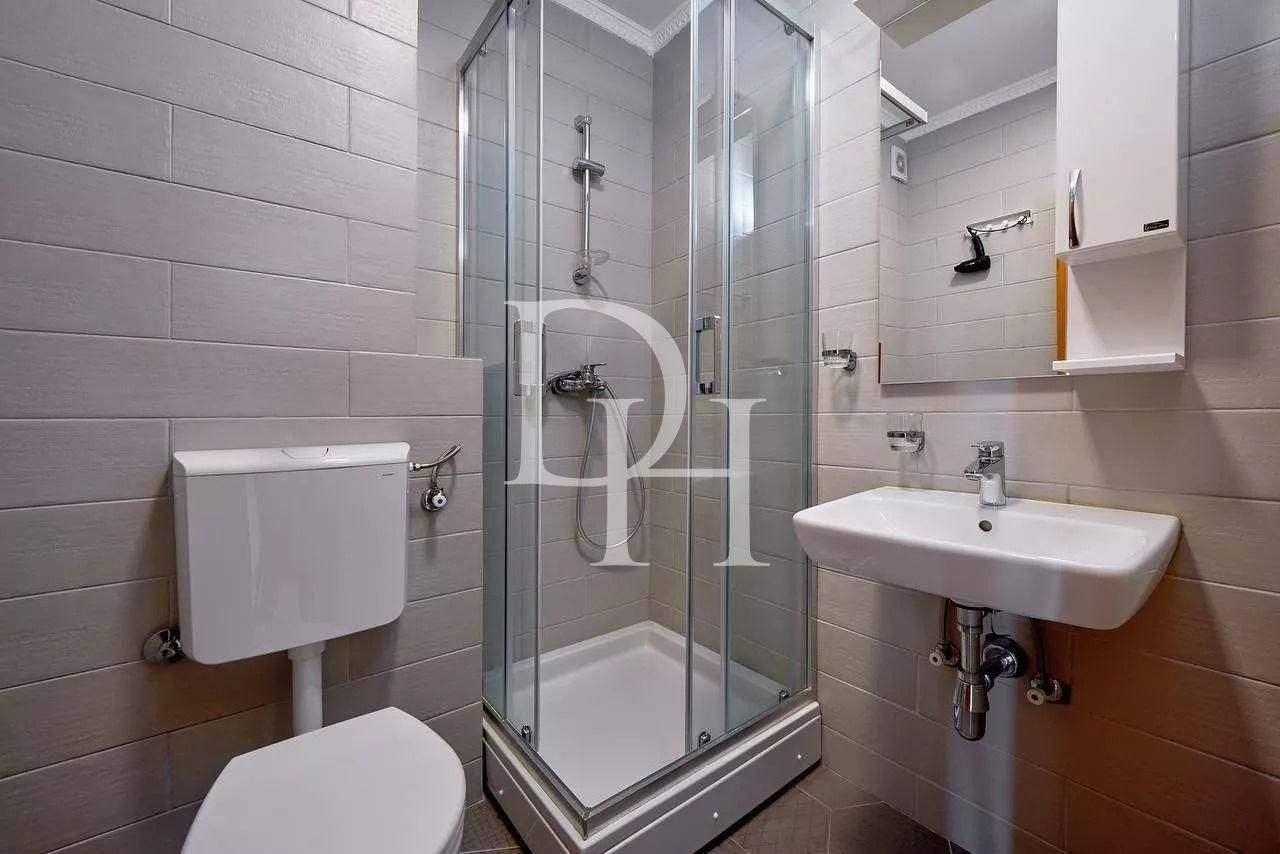 Отель в Петроваце, Черногория, 833м2 - стоимость 640&nbsp;000€ - Ref: 72160 фото 9