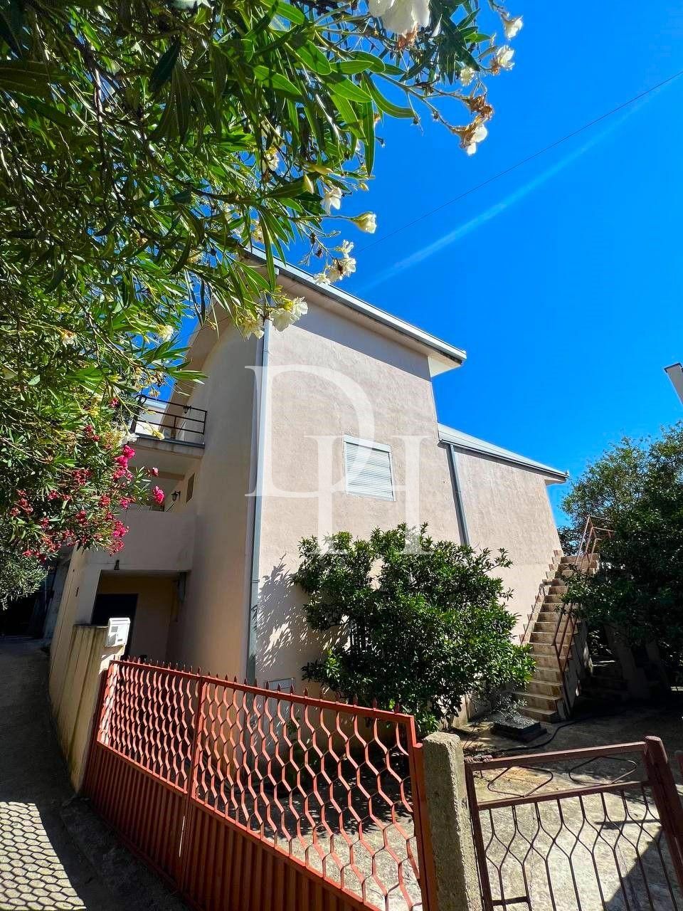 Villa in Sutomore, Montenegro, 314m2 - kosten 250&nbsp;000€ - Ref: 72137 foto 1