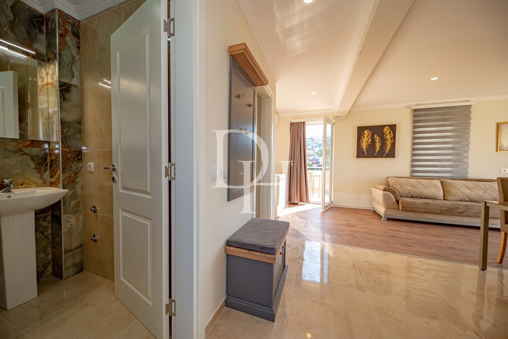 Отель в Баре, Черногория, 700м2 - стоимость 1&nbsp;380&nbsp;000€ - Ref: 72126 фото 11