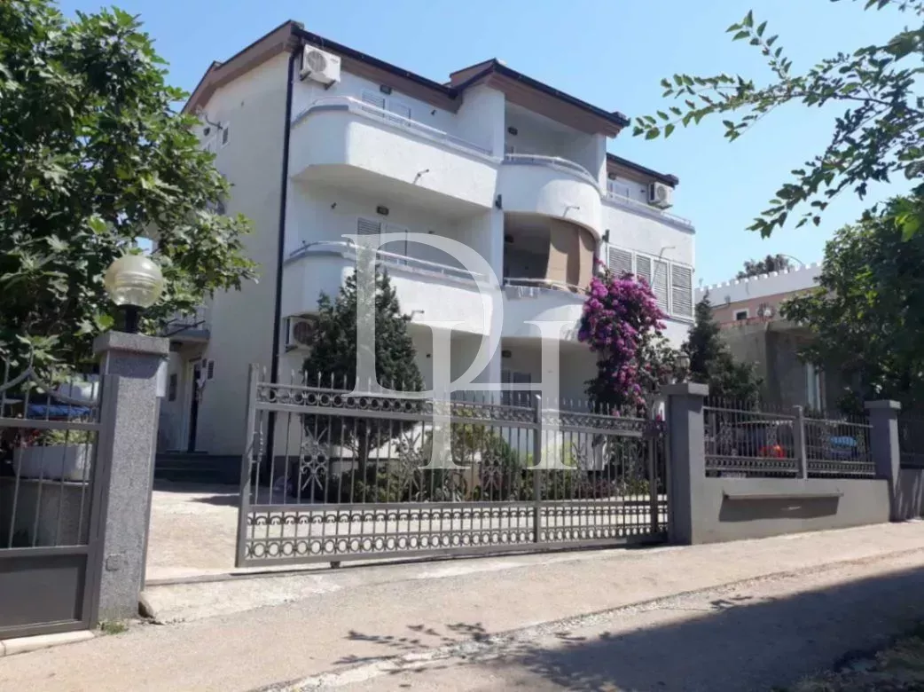 Hotel w Dobra Voda, Czarnogóra, 289m2 - koszt 320&nbsp;000€ - Ref: 72125 zdjęcia 1