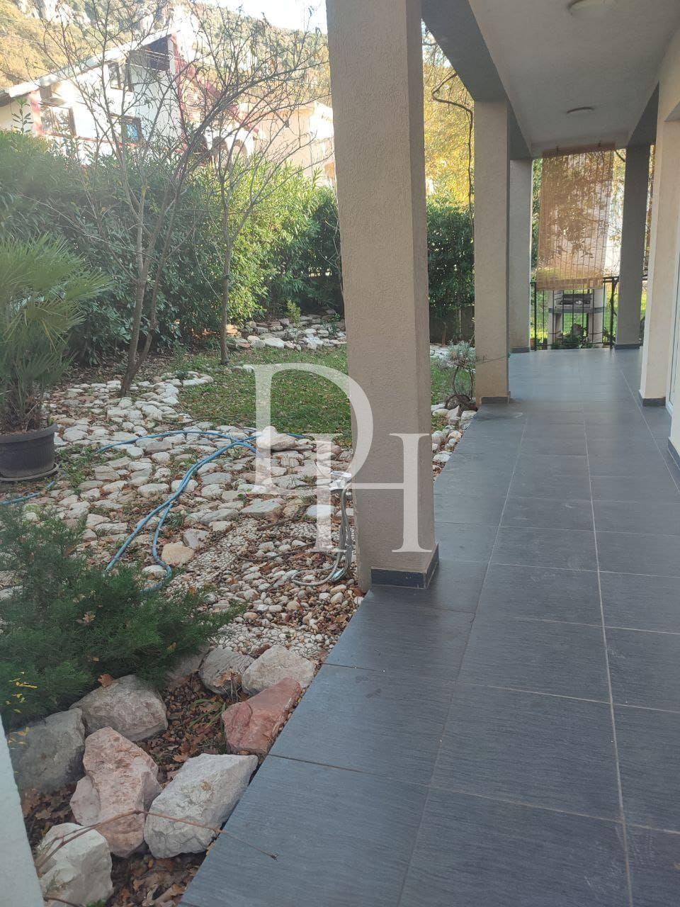 Таунхаус в Баре, Черногория, 170м2 - стоимость 195&nbsp;000€ - Ref: 72117 фото 2