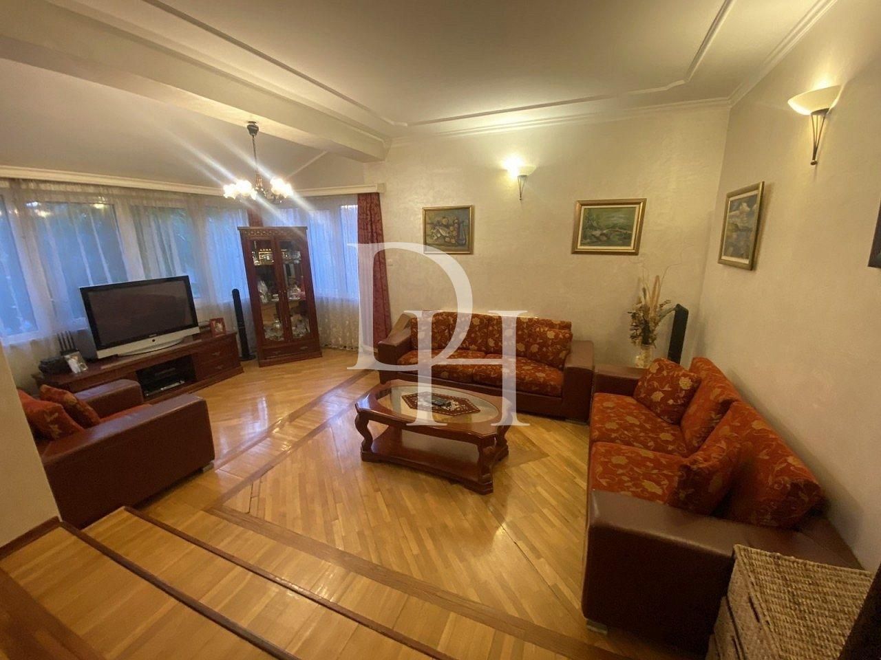 Коттедж в Тивате, Черногория, 447м2 - стоимость 950&nbsp;000€ - Ref: 72034 фото 8