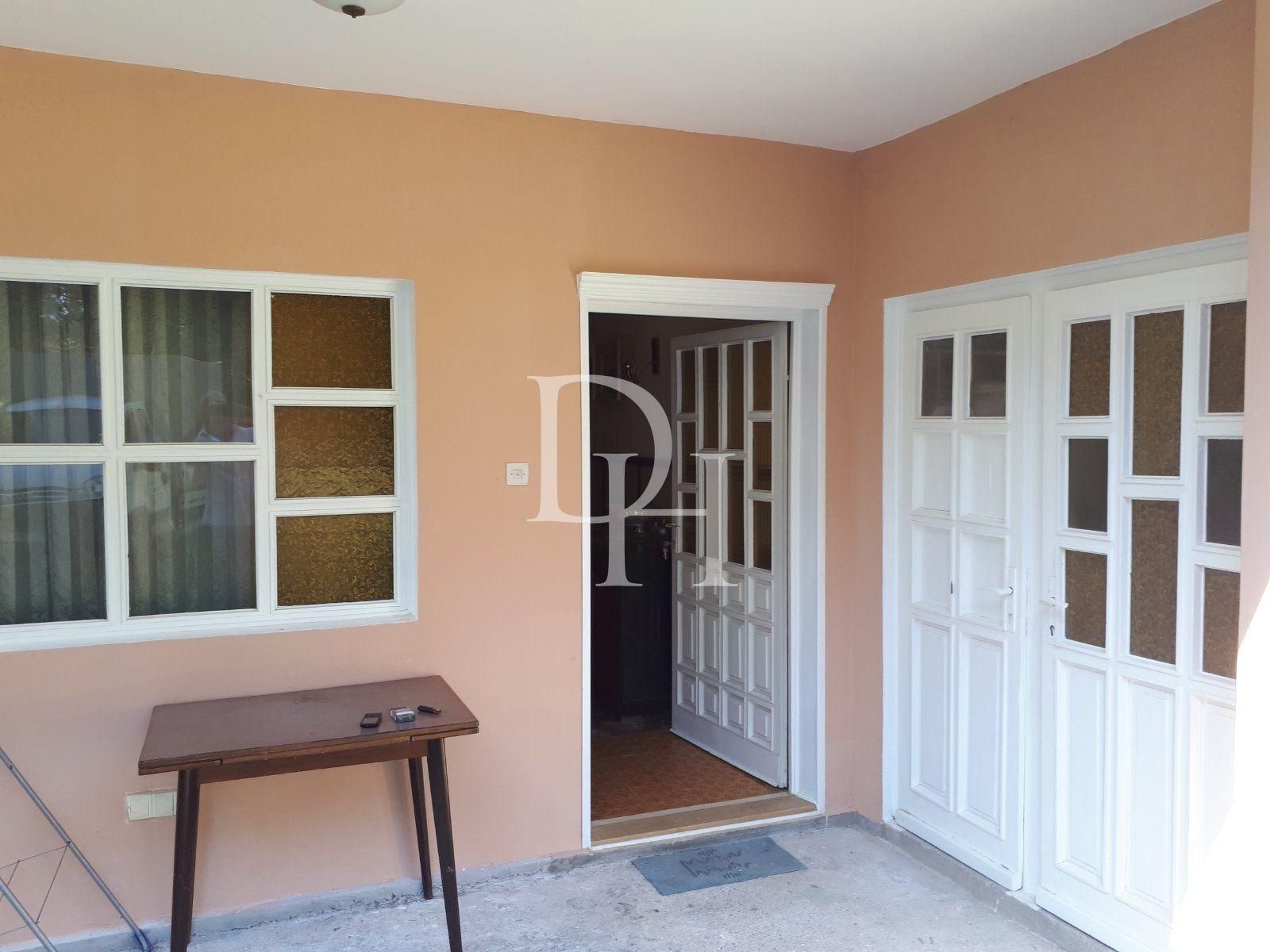 Коттедж в Тивате, Черногория, 208м2 - стоимость 330&nbsp;000€ - Ref: 72019 фото 1