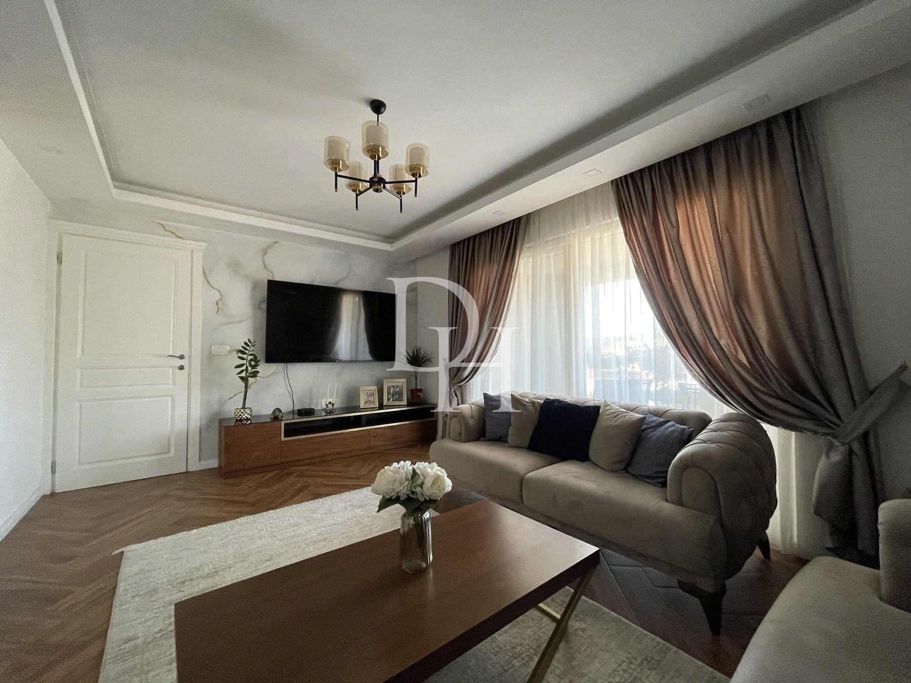 Villa in Bar, Montenegro, 539m2 - for 950&nbsp;000€ - Ref: 72014 photo 12