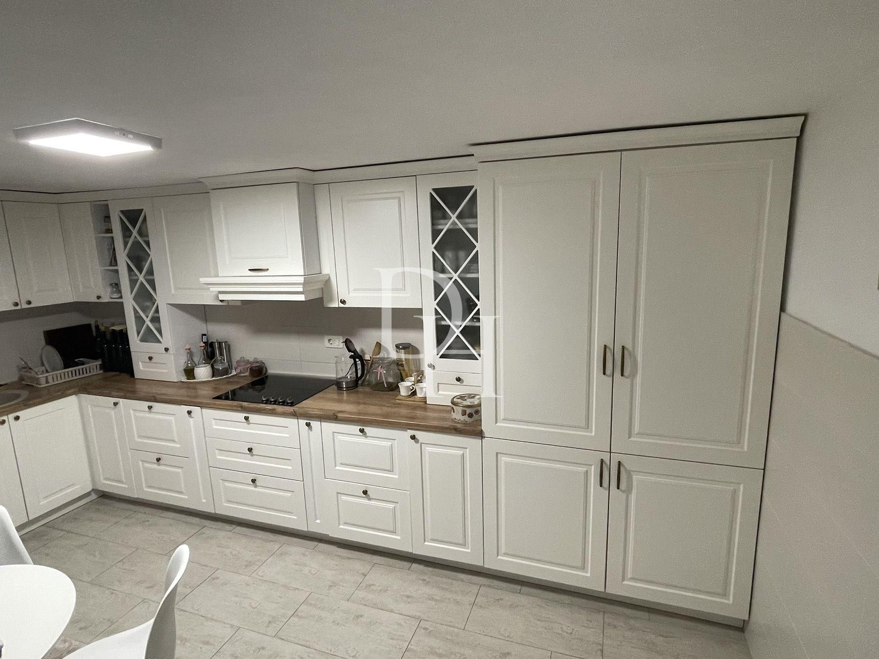 Villa in Bar, Montenegro, 539m2 - for 950&nbsp;000€ - Ref: 72014 photo 21