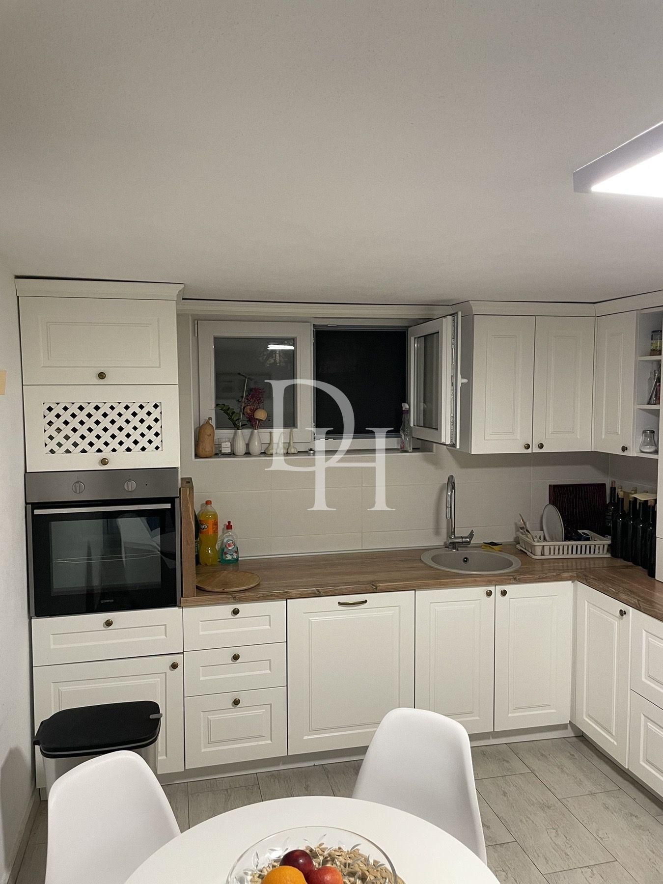 Villa in Bar, Montenegro, 539m2 - for 950&nbsp;000€ - Ref: 72014 photo 6