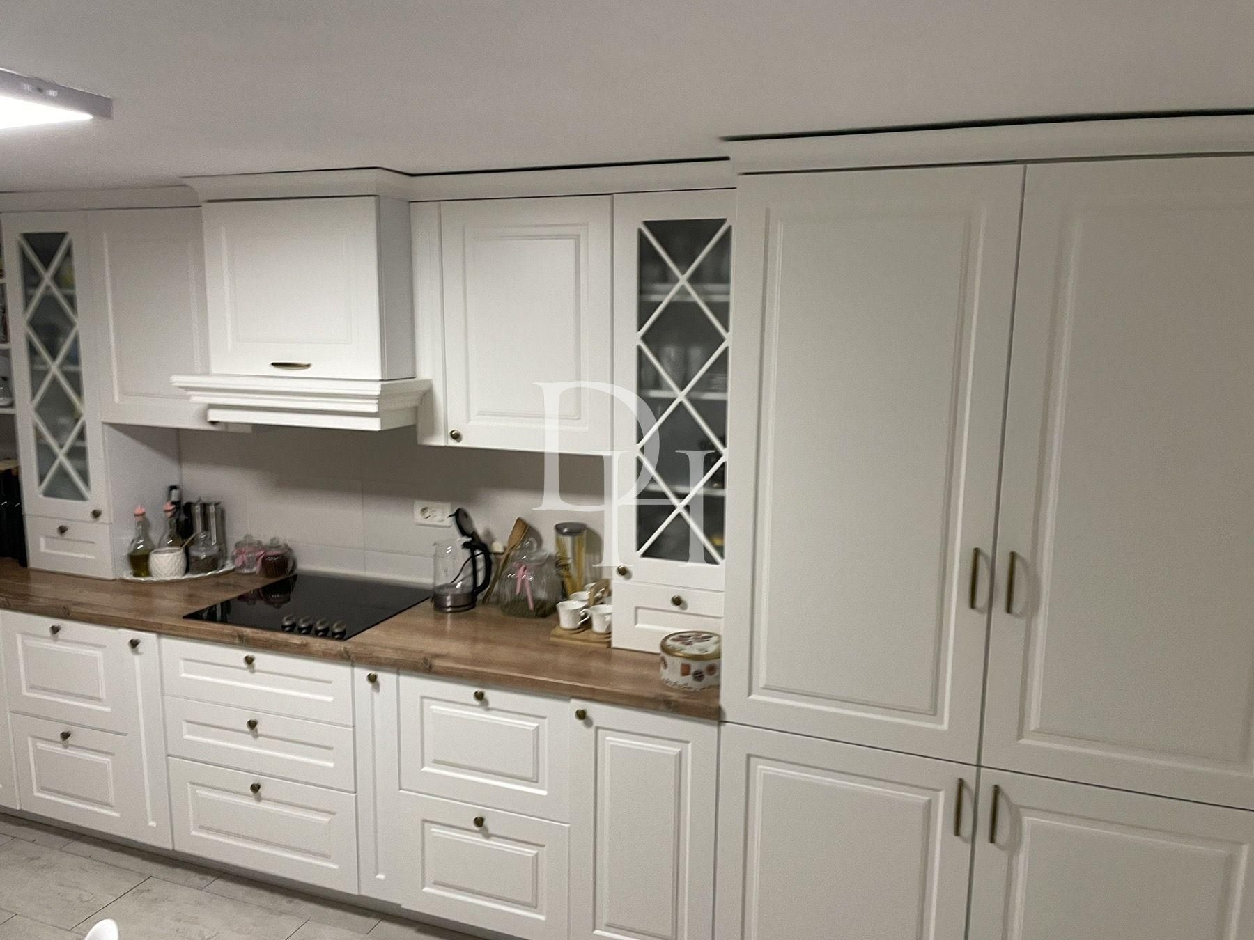 Villa in Bar, Montenegro, 539m2 - for 950&nbsp;000€ - Ref: 72014 photo 9