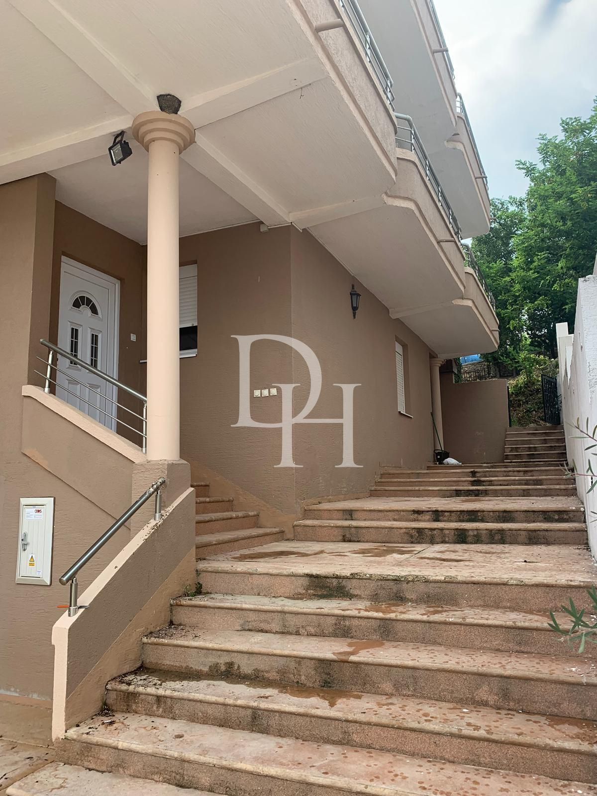 Коттедж в Ульцине, Черногория, 316м2 - стоимость 410&nbsp;000€ - Ref: 72013 фото 5