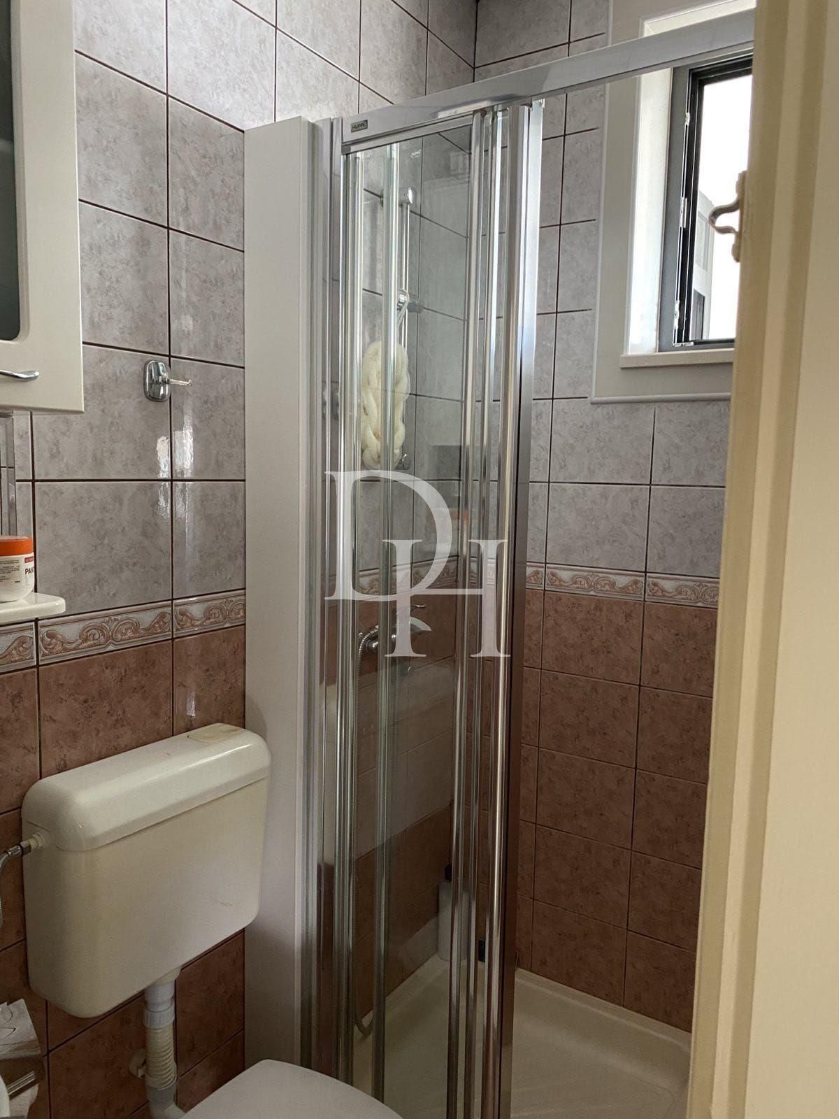 Коттедж в Подгорице, Черногория, 340м2 - стоимость 290&nbsp;000€ - Ref: 72008 фото 18