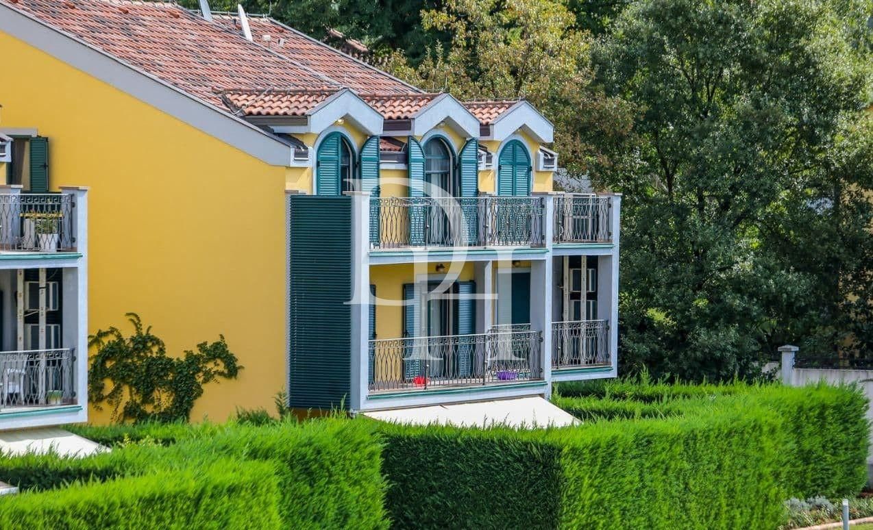 Таунхаус в Будве, Черногория, 170м2 - стоимость 332&nbsp;000€ - Ref: 71972 фото 1