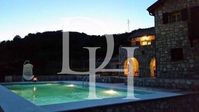 Willa w Shushan w Barze, Czarnogóra, 300m2 - koszt 950&nbsp;000€ - Ref: 71970 zdjęcia 5