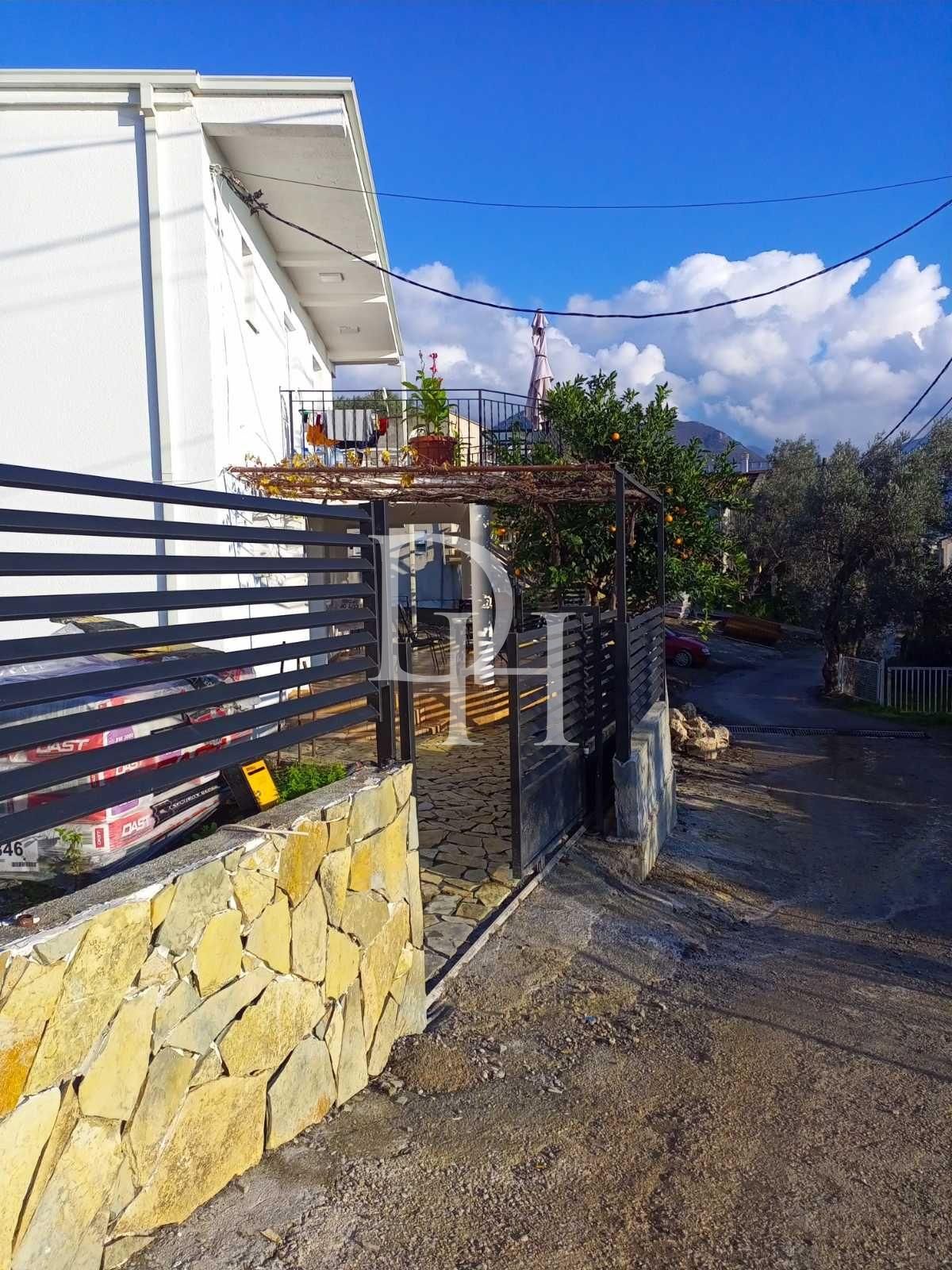 Villa in Bar, Montenegro, 180m2 - for 230&nbsp;000€ - Ref: 71960 photo 2