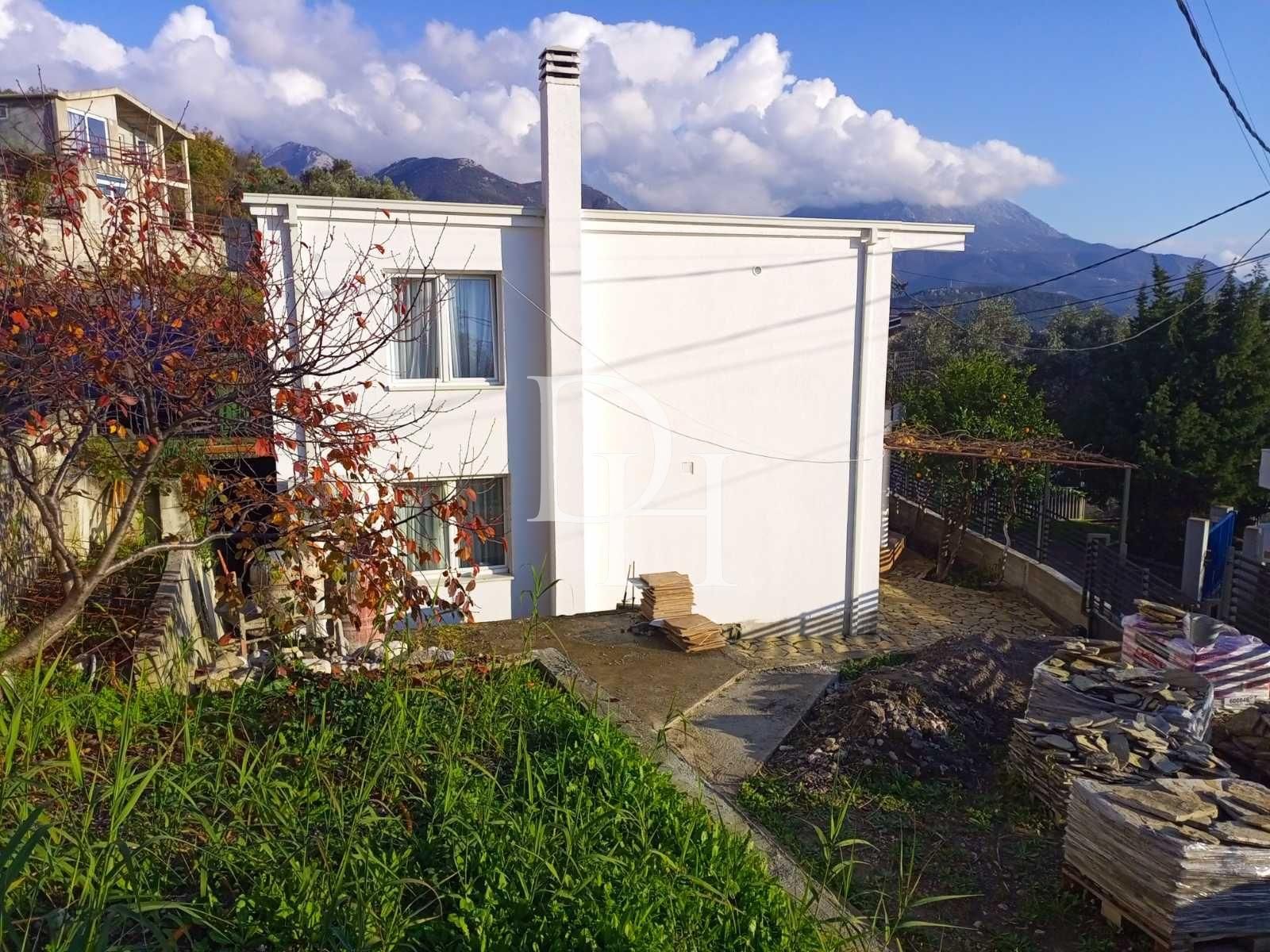 Villa in Bar, Montenegro, 180m2 - for 230&nbsp;000€ - Ref: 71960 photo 3