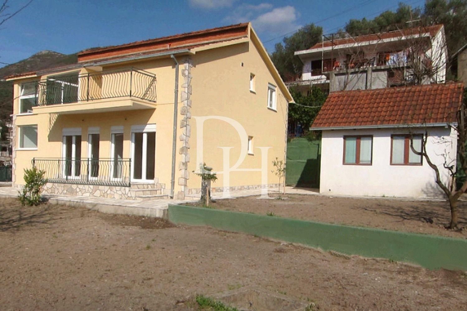 Villa in Bar, Montenegro, 187m2 - for 242&nbsp;900€ - Ref: 71956 photo 1