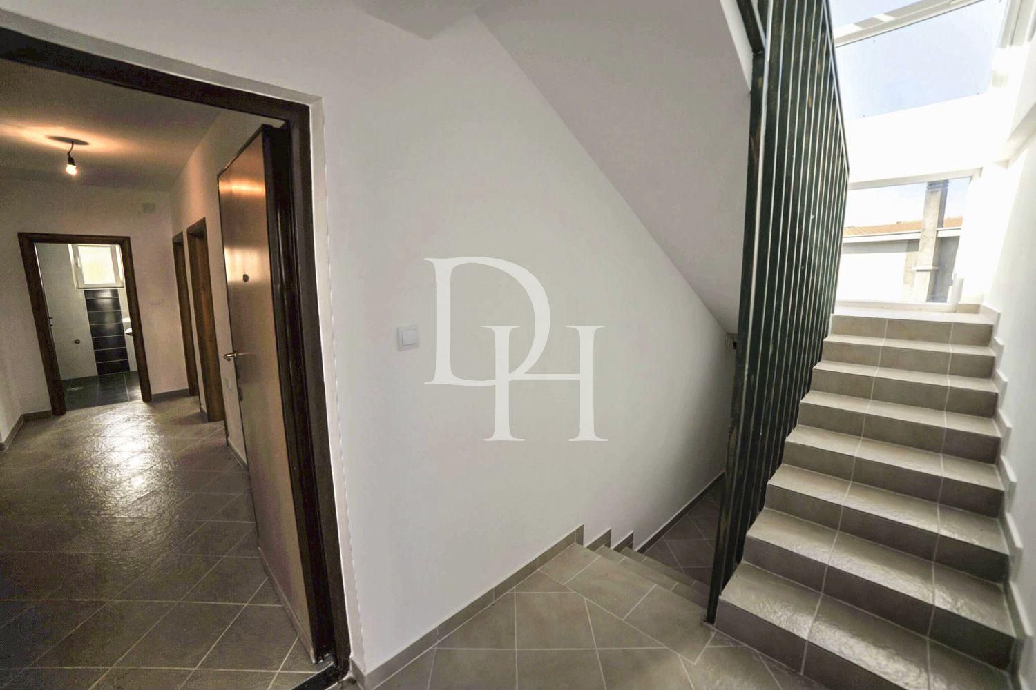 Villa in Bar, Montenegro, 187m2 - for 242&nbsp;900€ - Ref: 71956 photo 16