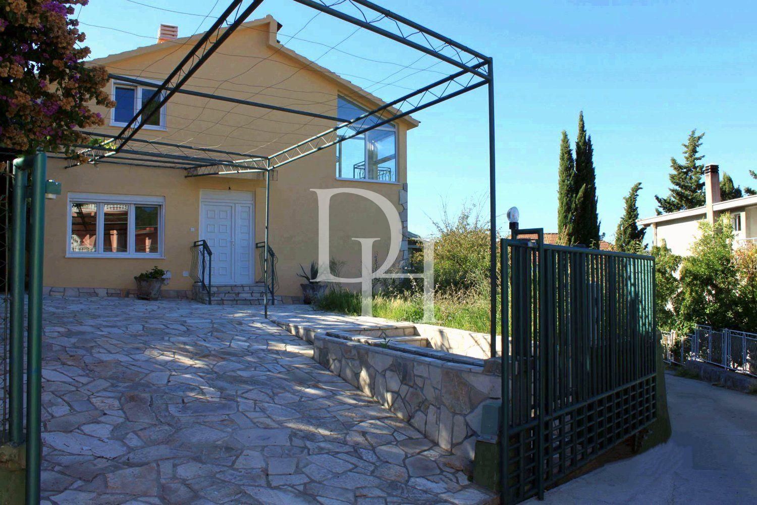 Villa in Bar, Montenegro, 187m2 - for 242&nbsp;900€ - Ref: 71956 photo 3