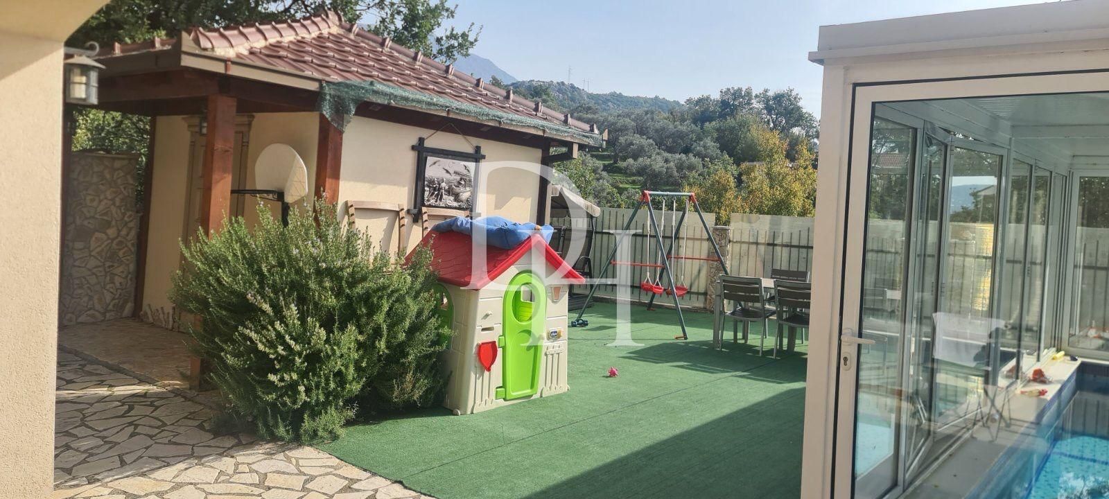 Villa in Bar, Montenegro, 300m2 - for 500&nbsp;000€ - Ref: 71954 photo 9