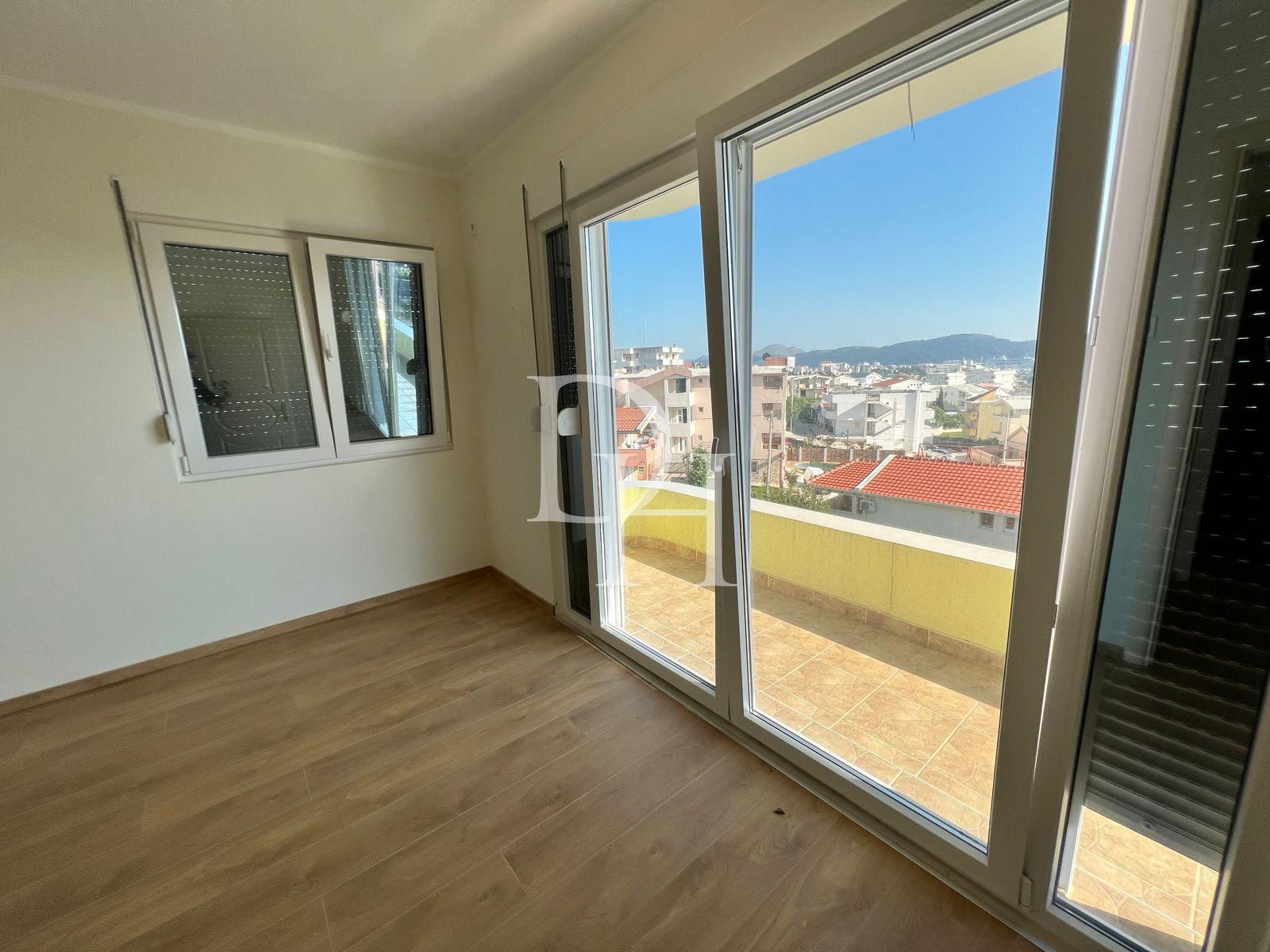 Villa in Bar, Montenegro, 325m2 - for 265&nbsp;000€ - Ref: 71951 photo 25