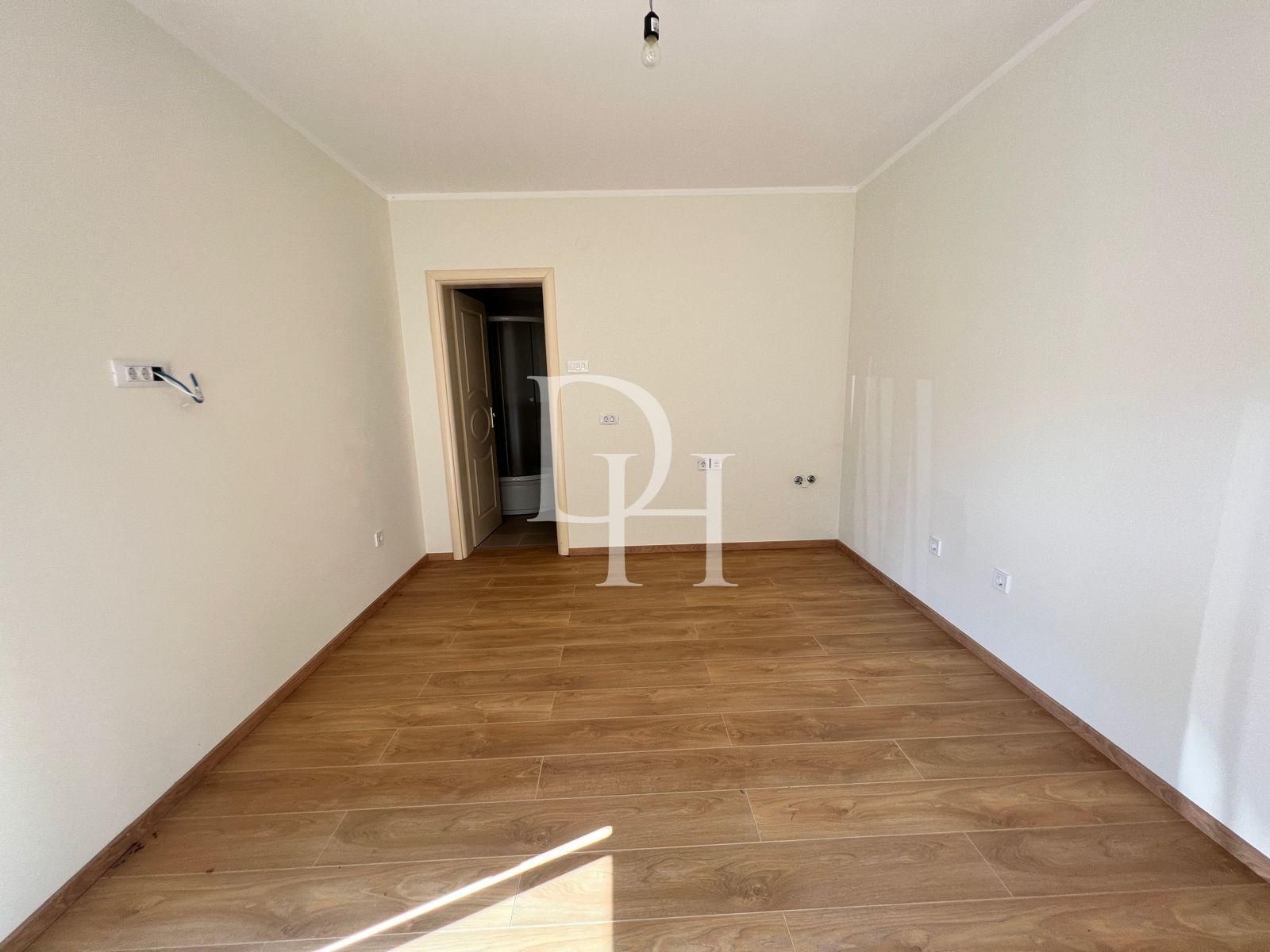 Villa in Bar, Montenegro, 325m2 - for 265&nbsp;000€ - Ref: 71951 photo 5