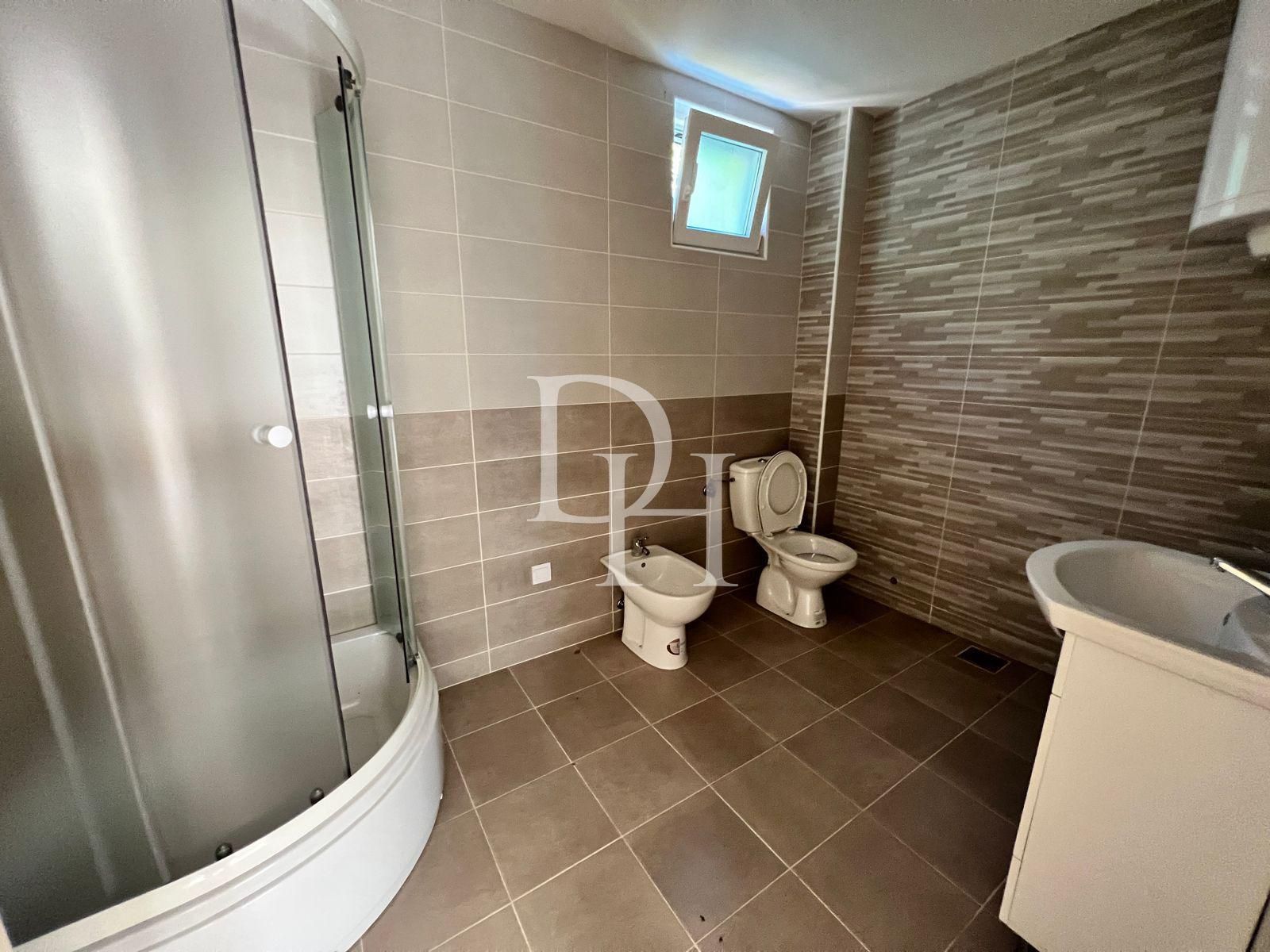 Villa in Bar, Montenegro, 325m2 - for 265&nbsp;000€ - Ref: 71951 photo 7