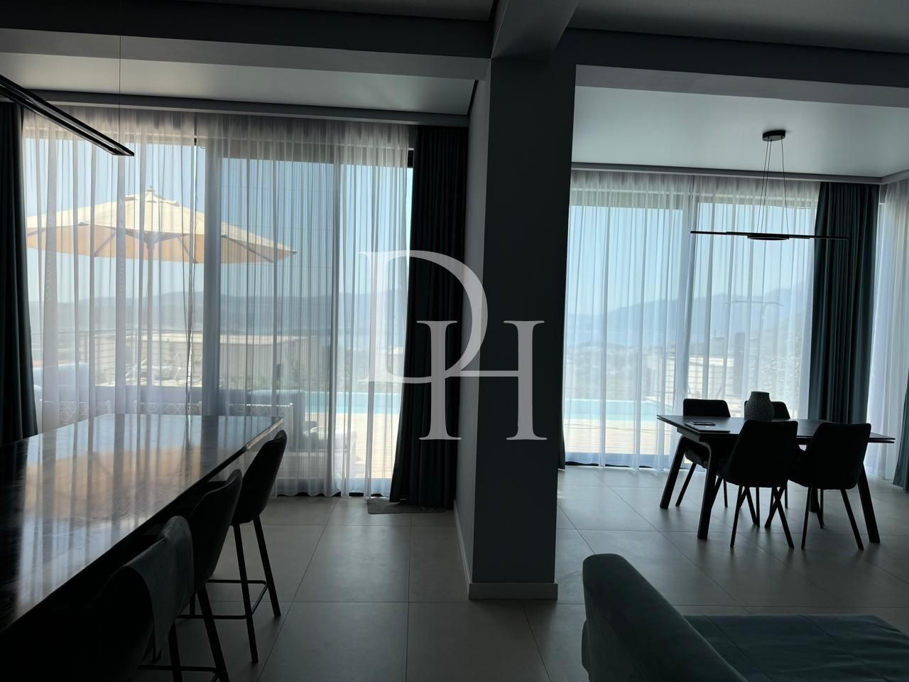 Вилла в Тивате, Черногория, 200м2 - стоимость 749&nbsp;000€ - Ref: 71939 фото 3