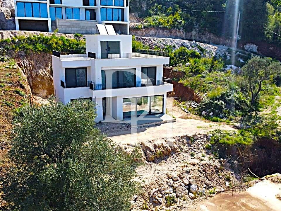 Вилла в Будве, Черногория, 305м2 - стоимость 335&nbsp;000€ - Ref: 71923 фото 2