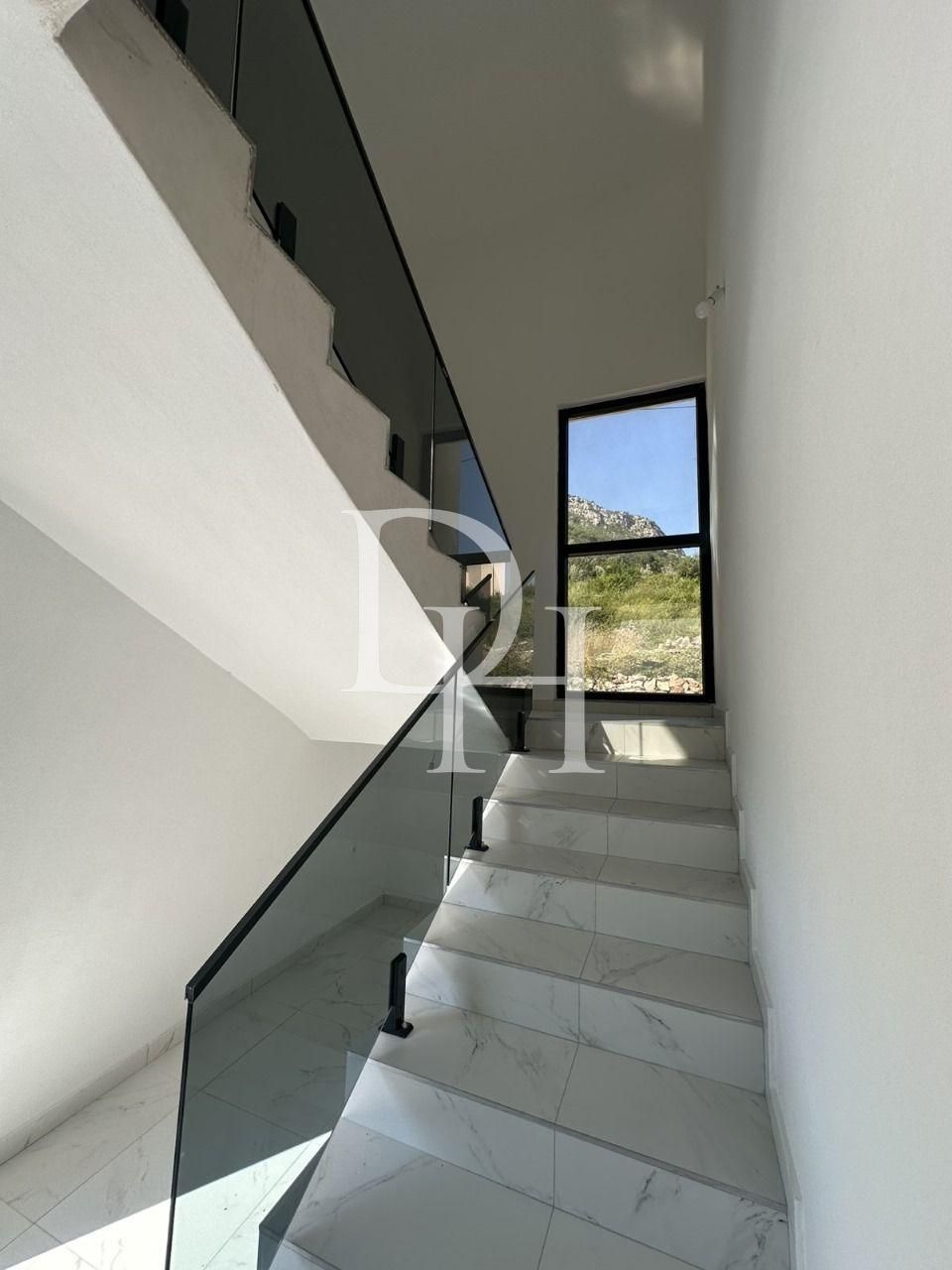 Коттедж в Shushan в Баре, Черногория, 150м2 - стоимость 230&nbsp;000€ - Ref: 71908 фото 3