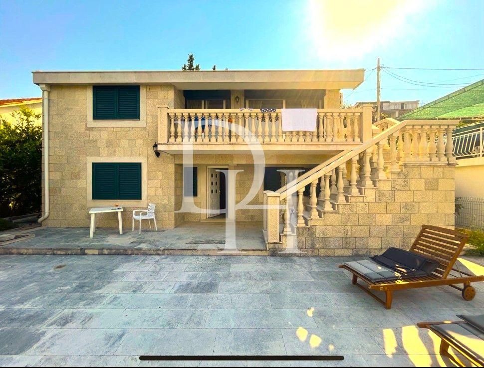 Вилла в Крашичах, Черногория, 150м2 - стоимость 339&nbsp;000€ - Ref: 71902 фото 1