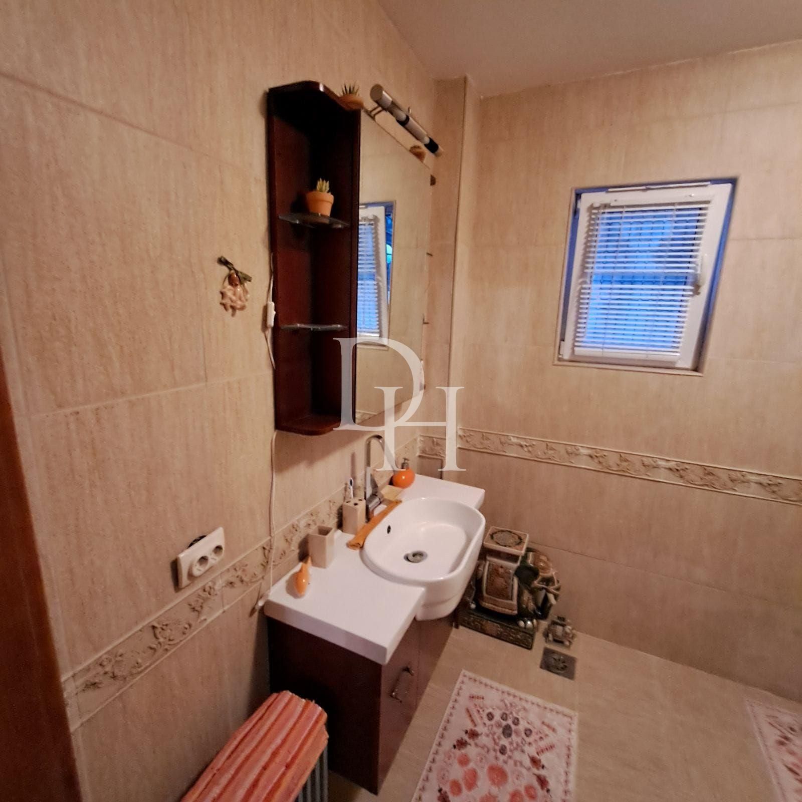 Cottage in Dobra Voda, Montenegro, 211m2 - for 235&nbsp;000€ - Ref: 71901 photo 7