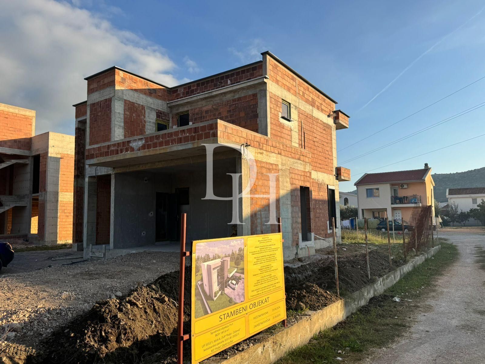 Таунхаус в Баре, Черногория, 200м2 - стоимость 390&nbsp;000€ - Ref: 71898 фото 3