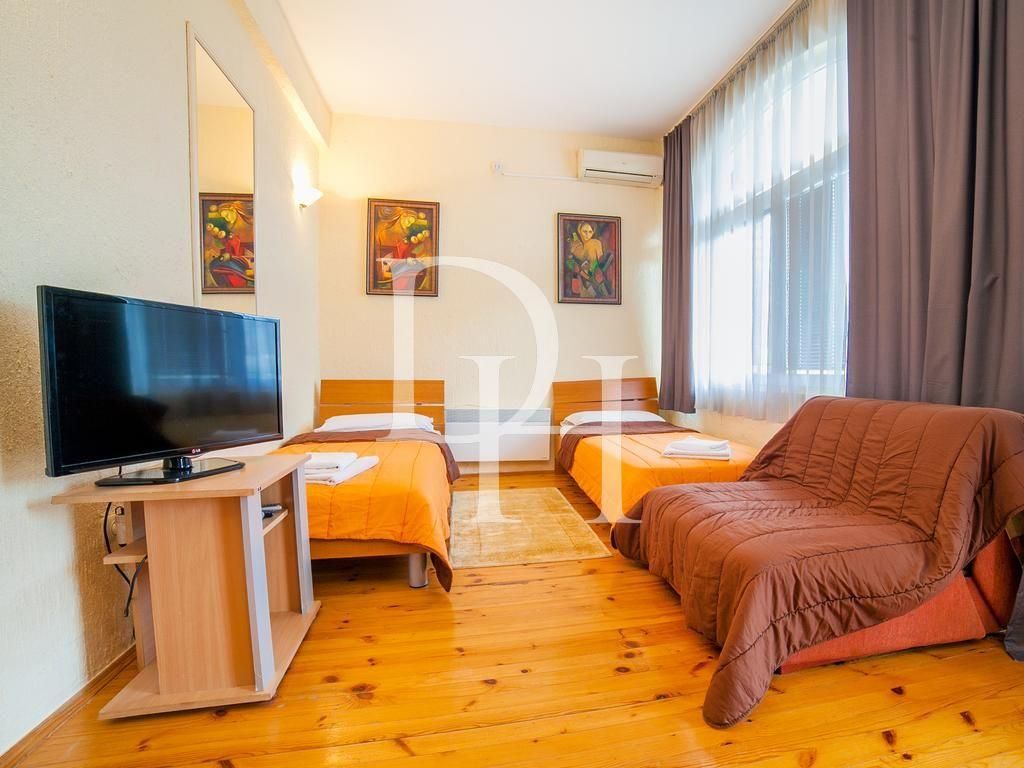 Willa w Budvie, Czarnogóra, 540m2 - koszt 750&nbsp;000€ - Ref: 71873 zdjęcia 7