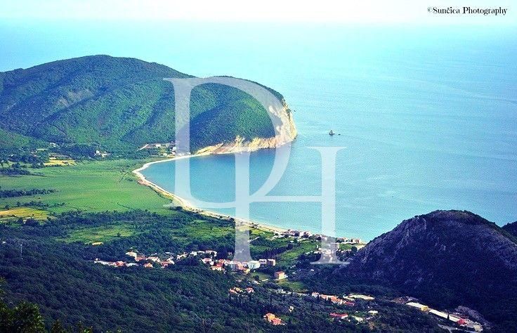 Land in Budva, Montenegro, 1 626m2 - for 300&nbsp;000€ - Ref: 71872 photo 1