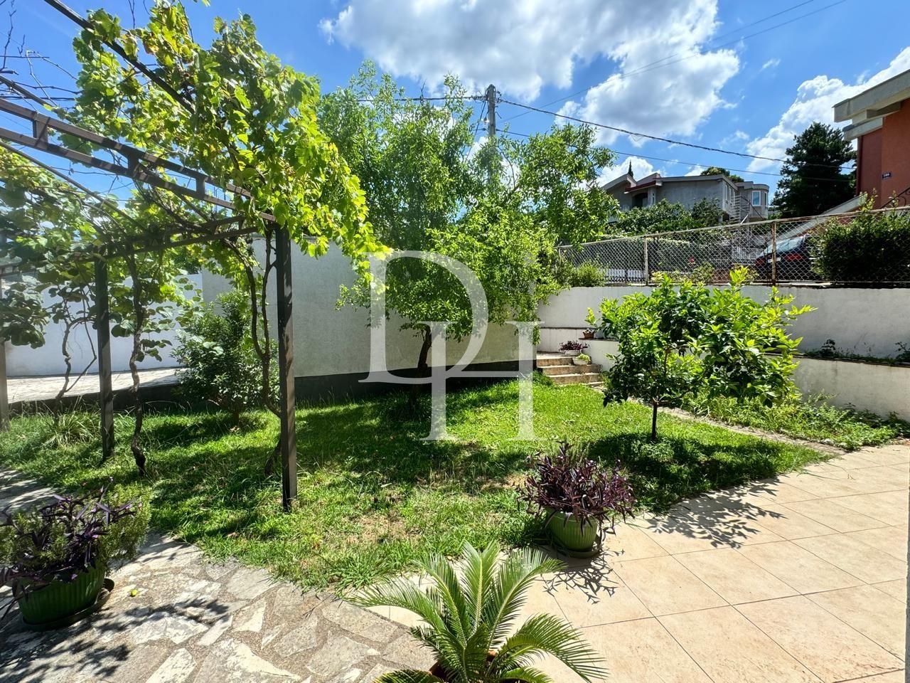 Villa in Bar, Montenegro, 145m2 - for 220&nbsp;000€ - Ref: 71854 photo 13